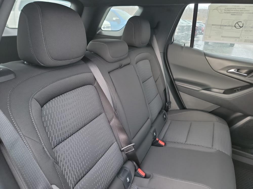 Thumbnail: 2026 Chevrolet Equinox - 12