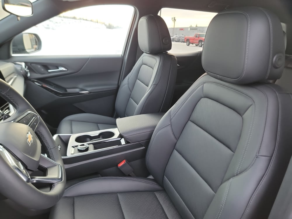 Thumbnail: 2026 Chevrolet Equinox - 10