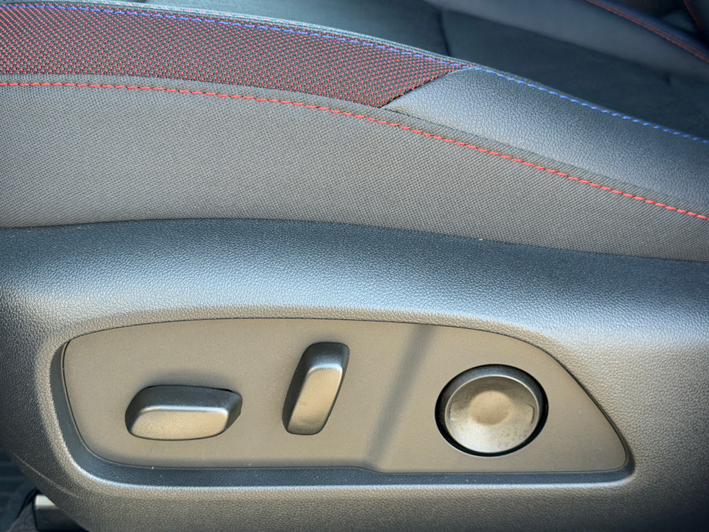 Thumbnail: 2026 Chevrolet Equinox - 16