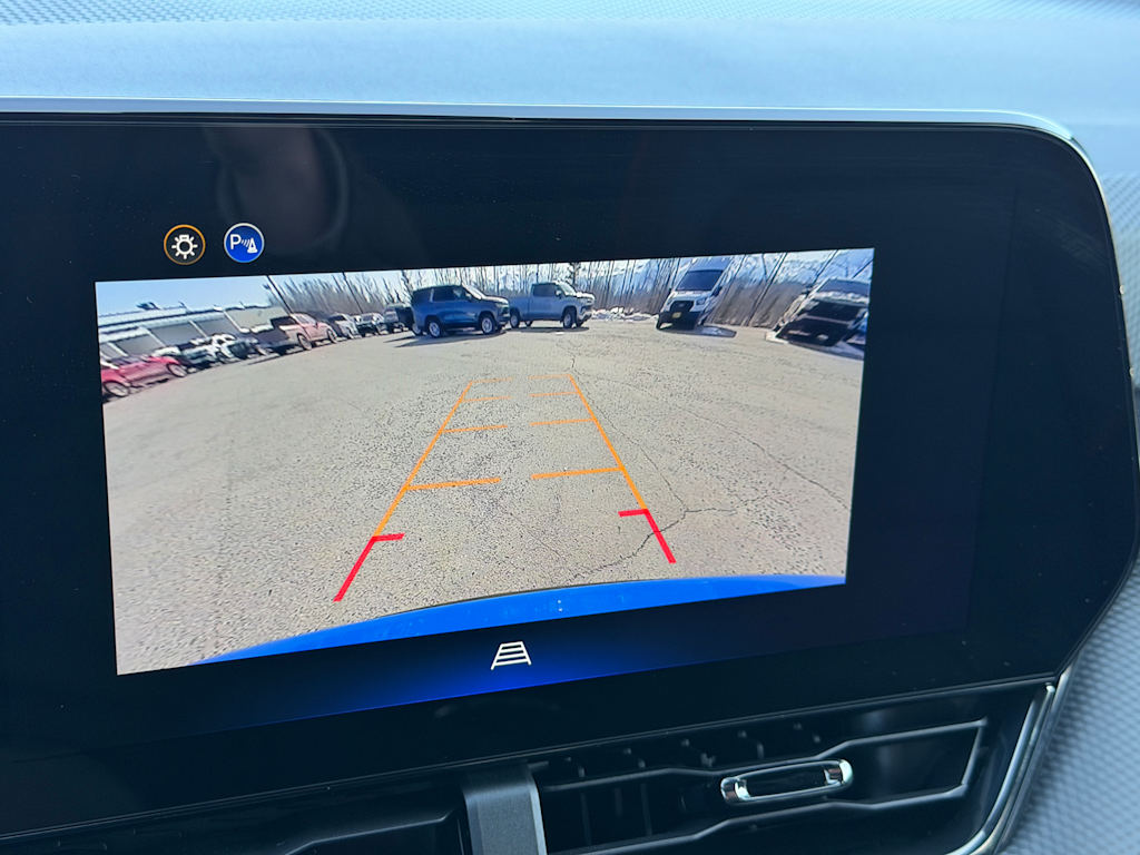 Thumbnail: 2026 Chevrolet Equinox - 12