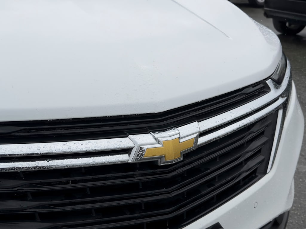 Thumbnail: 2024 Chevrolet Equinox - 16