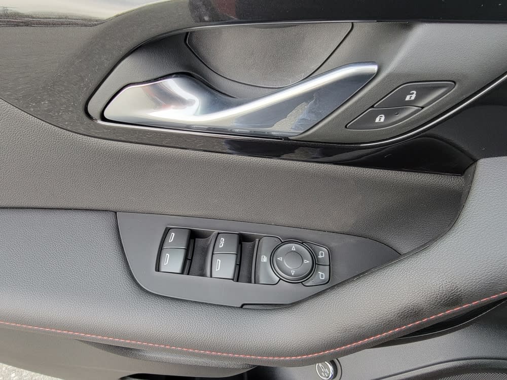 Thumbnail: 2025 Chevrolet Blazer - 22