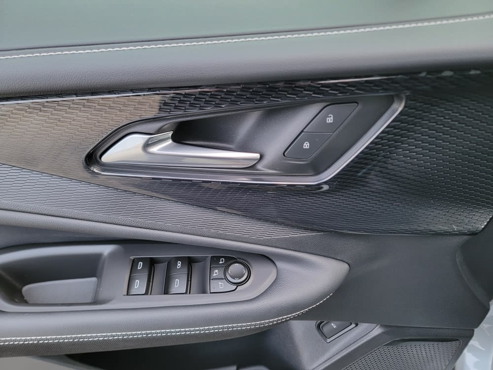 2025 Chevrolet Blazer EV LT - Photo 20