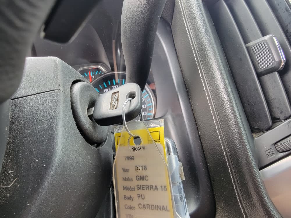 Thumbnail: 2018 GMC Sierra 1500 - 15