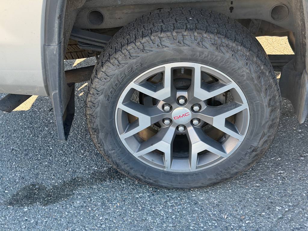 Thumbnail: 2014 GMC Sierra 1500 - 21
