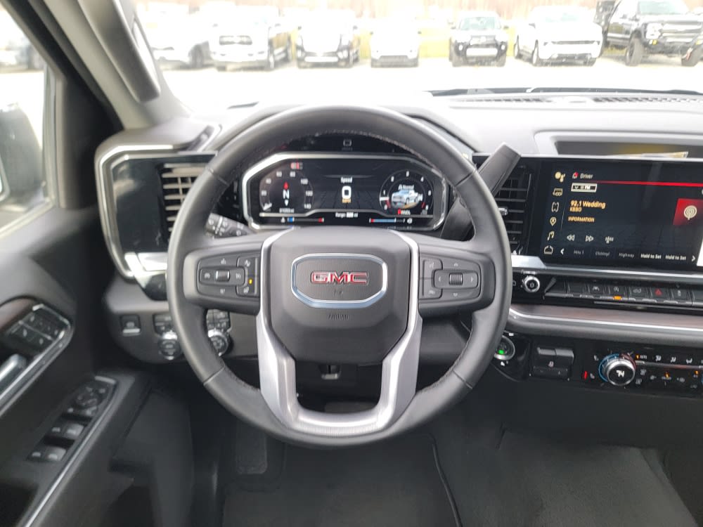 Thumbnail: 2025 GMC Sierra 1500 - 2