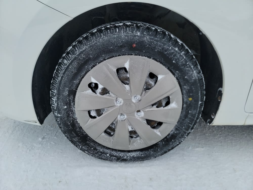 Thumbnail: 2020 Kia Rio - 8