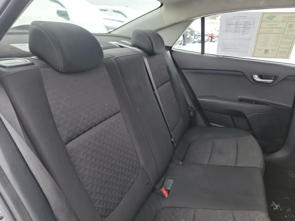 Thumbnail: 2020 Kia Rio - 12