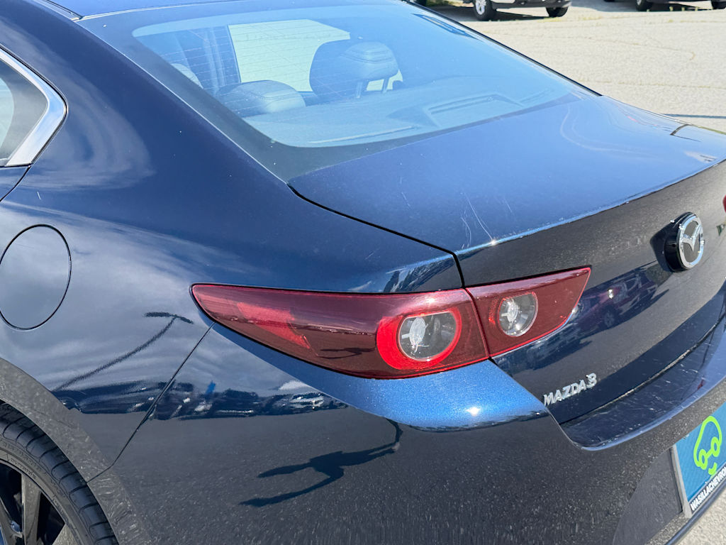 Thumbnail: 2024 Mazda Mazda3 - 20