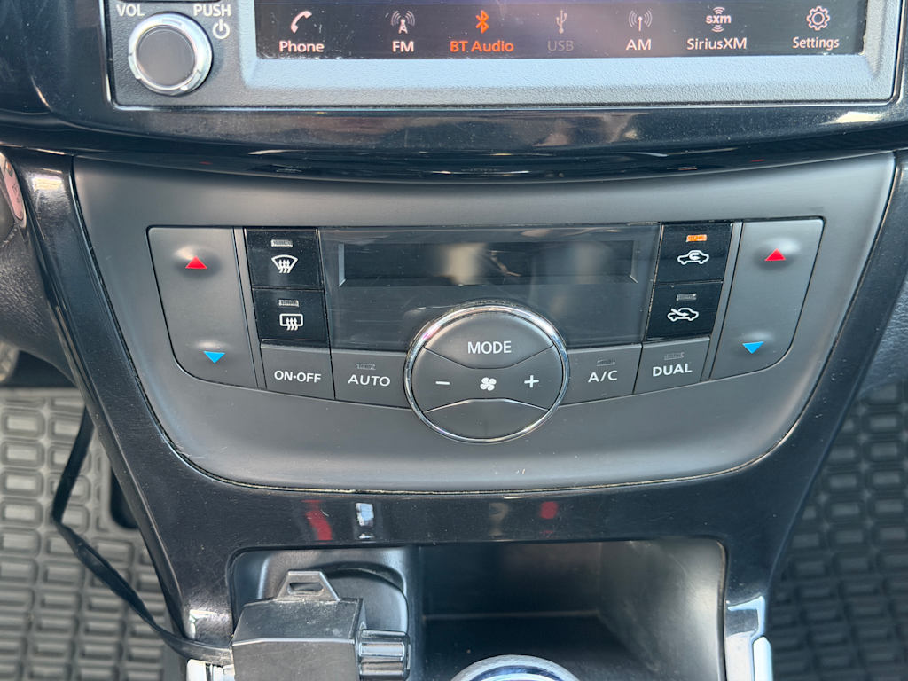 Thumbnail: 2019 Nissan Sentra - 22