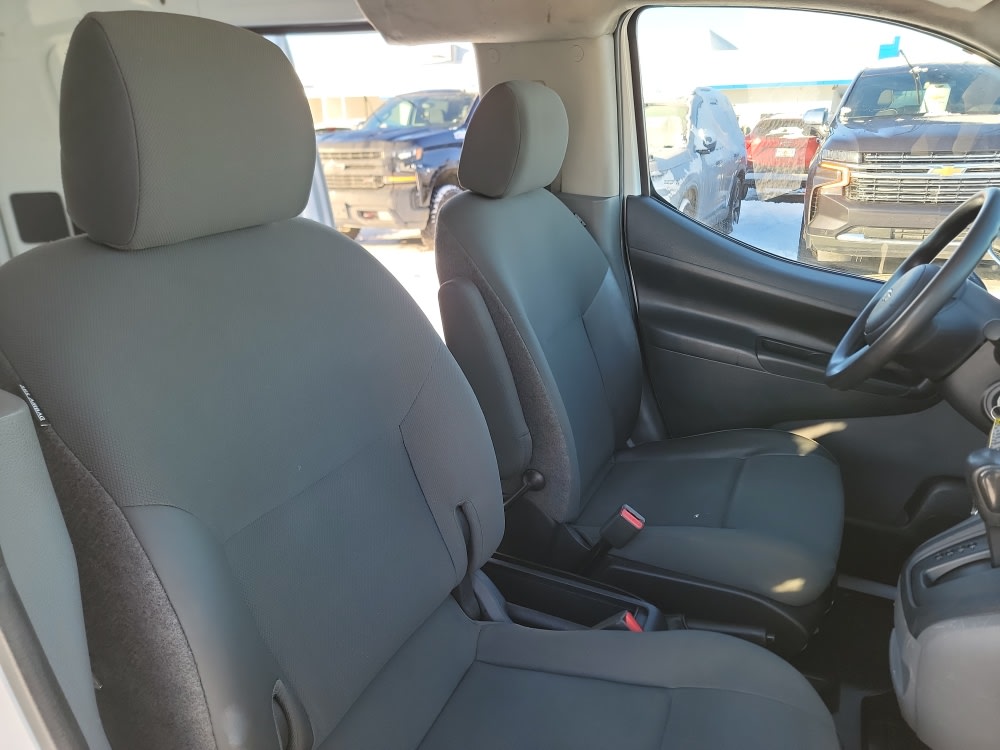 Thumbnail: 2015 Chevrolet City Express - 10