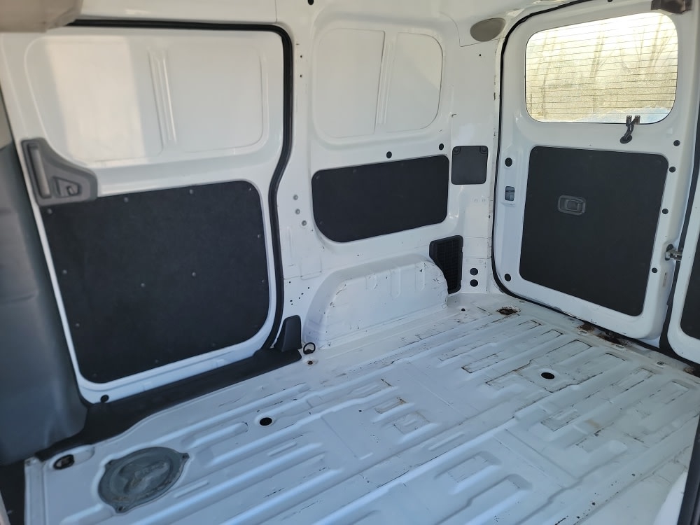 Thumbnail: 2015 Chevrolet City Express - 11