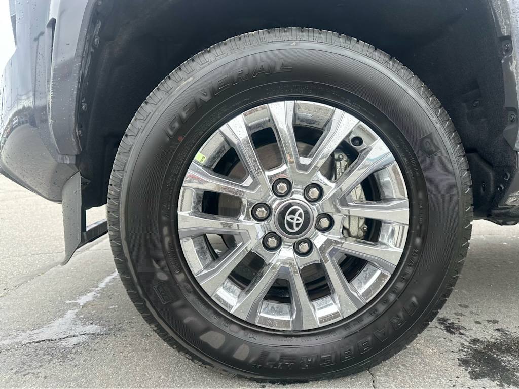 2024 Toyota Tacoma Limited 6