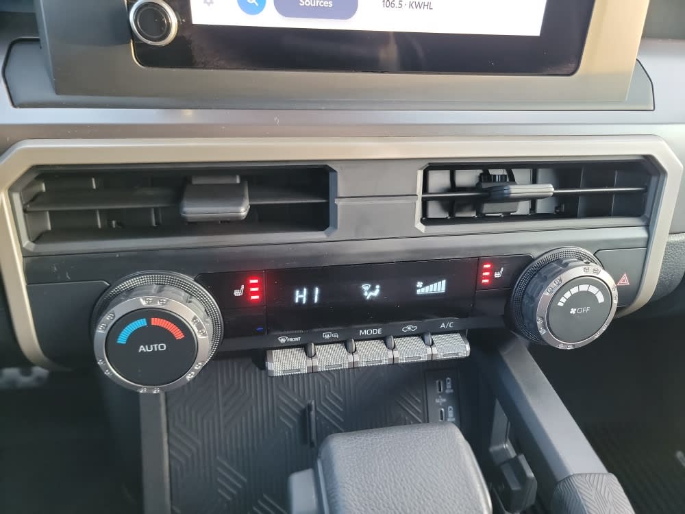 Thumbnail: 2024 Toyota Tacoma - 24