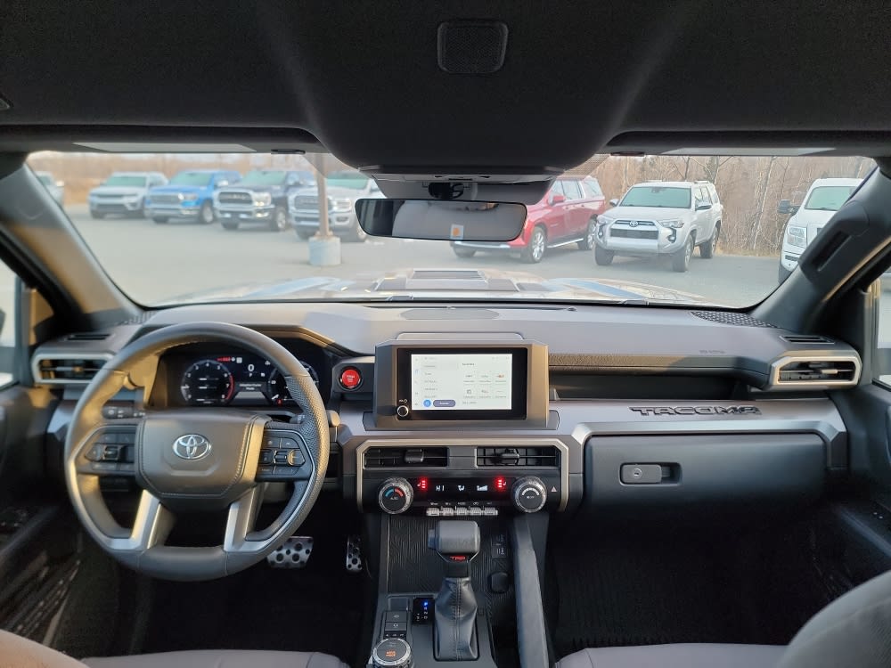 Thumbnail: 2024 Toyota Tacoma - 9