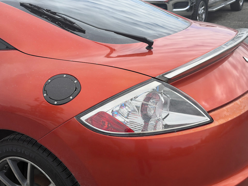 Thumbnail: 2011 Mitsubishi Eclipse - 12