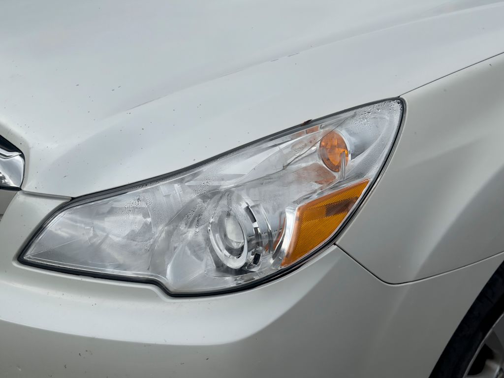Thumbnail: 2010 Subaru Outback - 15