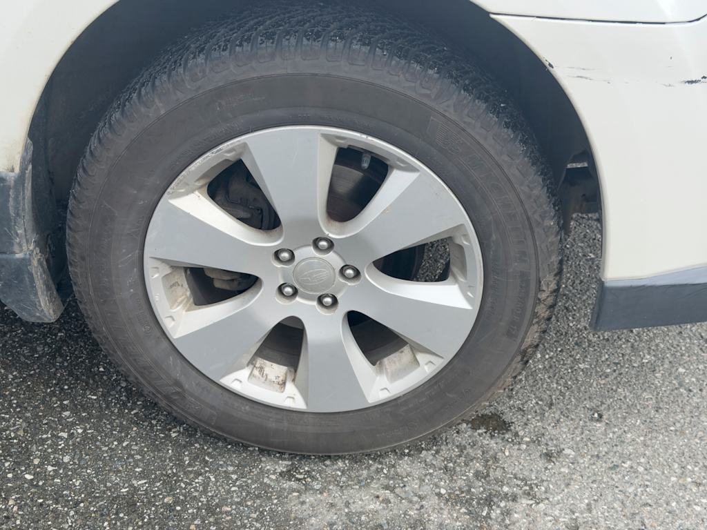 Thumbnail: 2010 Subaru Outback - 18