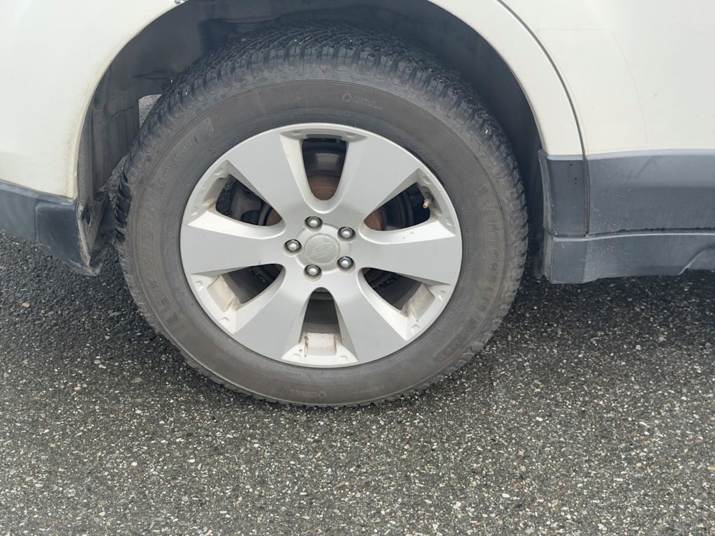 Thumbnail: 2010 Subaru Outback - 20