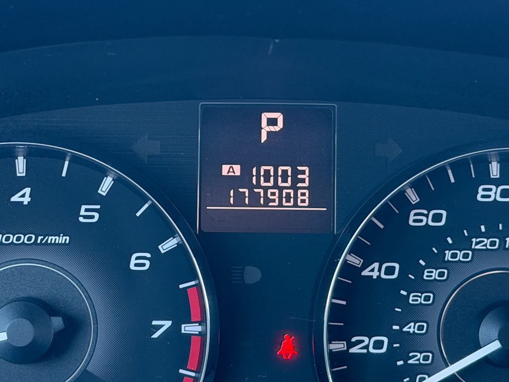 Thumbnail: 2011 Subaru Outback - 13