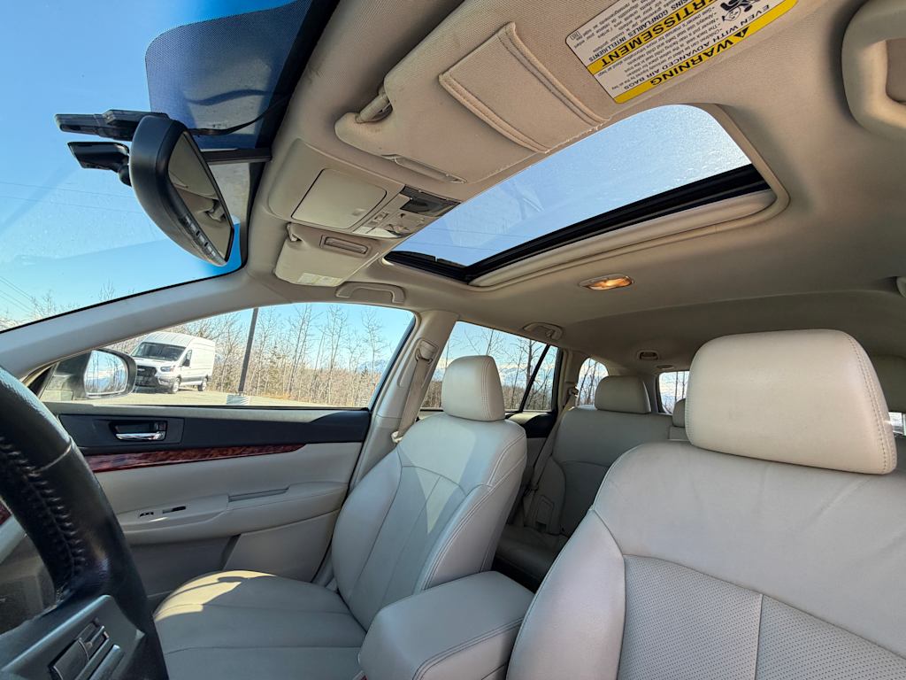 Thumbnail: 2011 Subaru Outback - 17