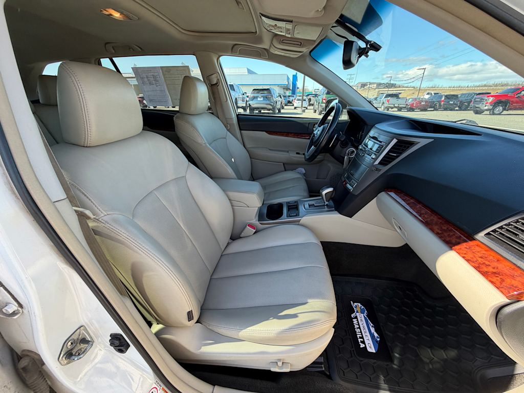 Thumbnail: 2011 Subaru Outback - 9