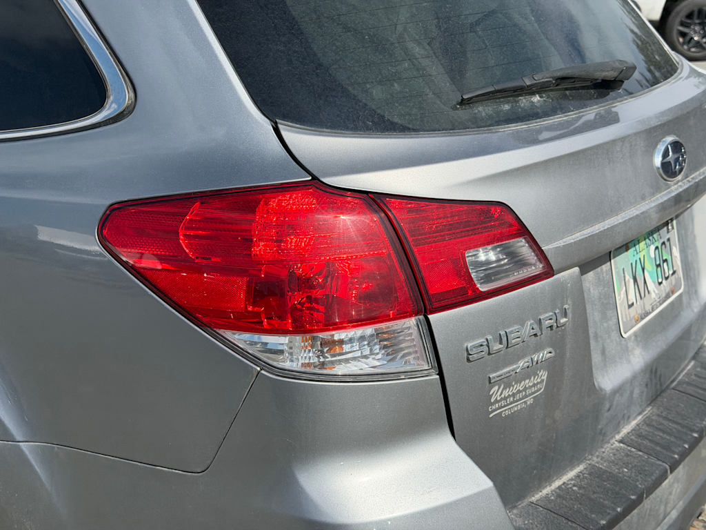 Thumbnail: 2011 Subaru Outback - 12