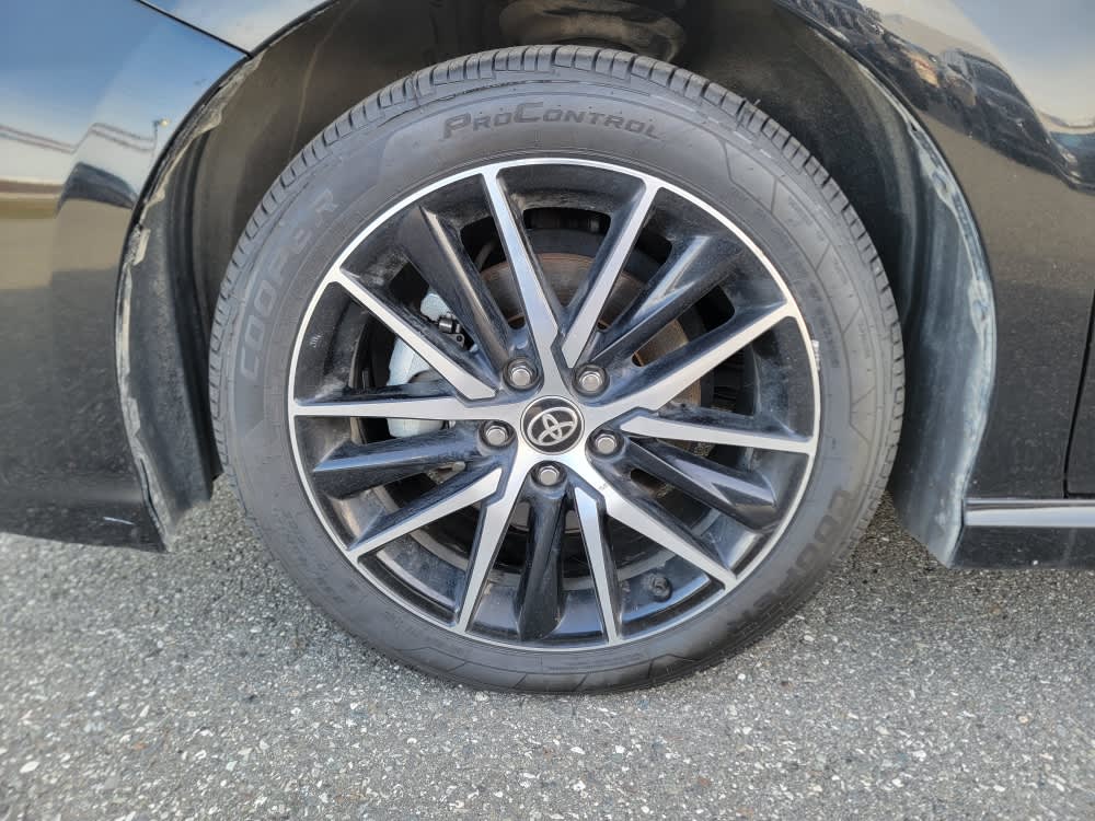 Thumbnail: 2023 Toyota Camry - 8