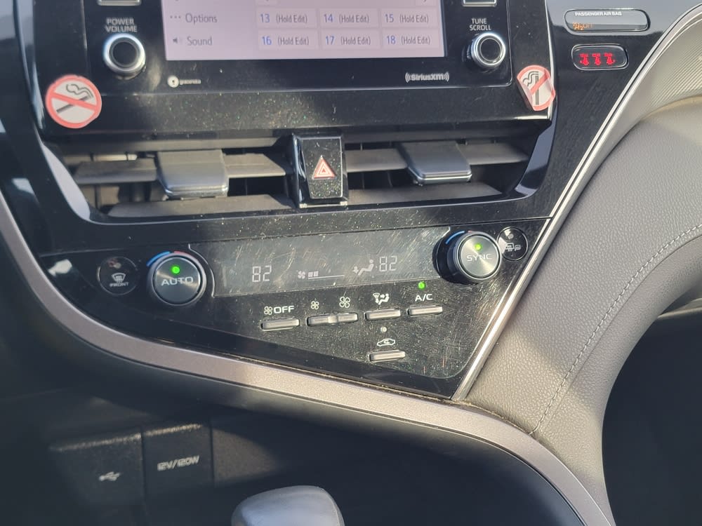 Thumbnail: 2023 Toyota Camry - 14