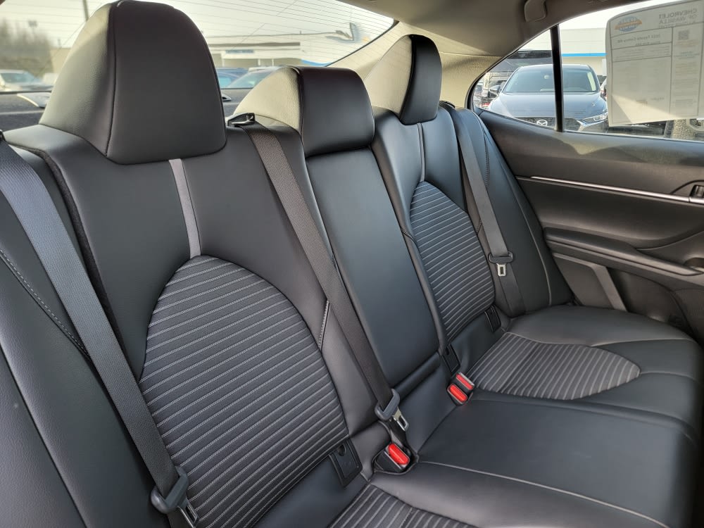 Thumbnail: 2023 Toyota Camry - 12