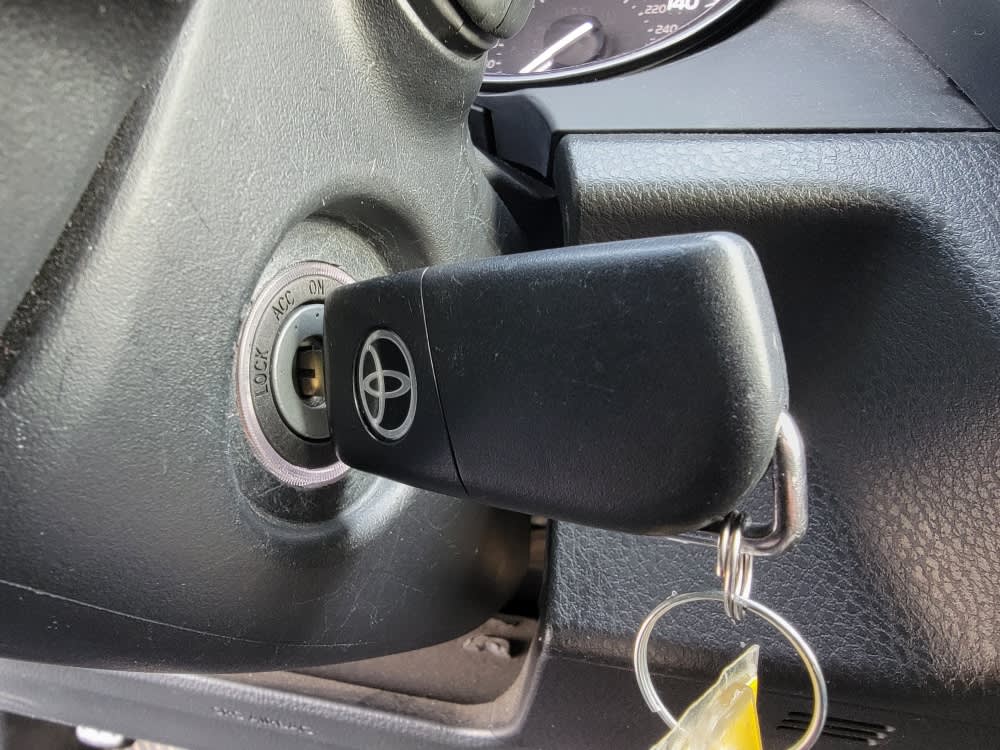 Thumbnail: 2023 Toyota Camry - 24