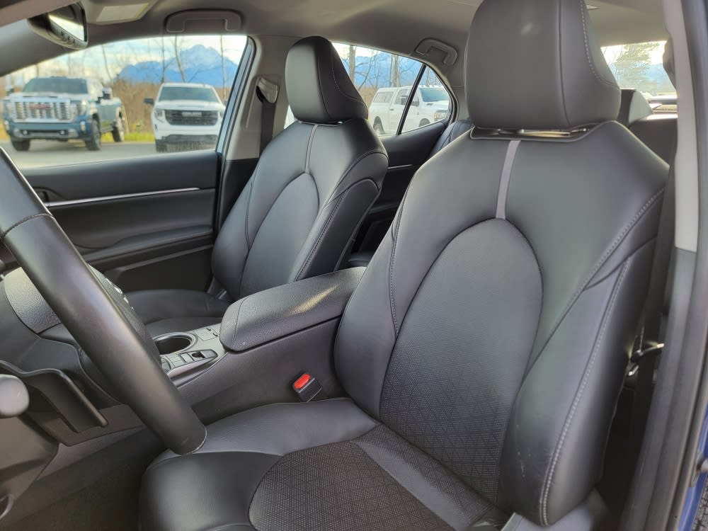 Thumbnail: 2024 Toyota Camry - 9