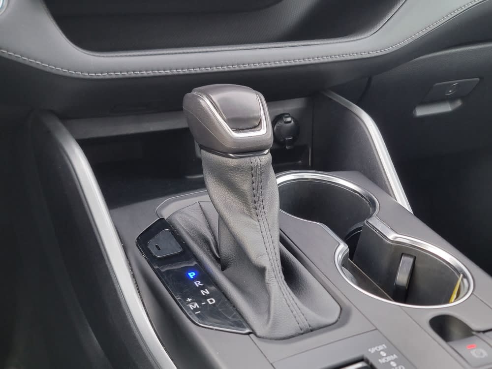 Thumbnail: 2022 Toyota Highlander - 13