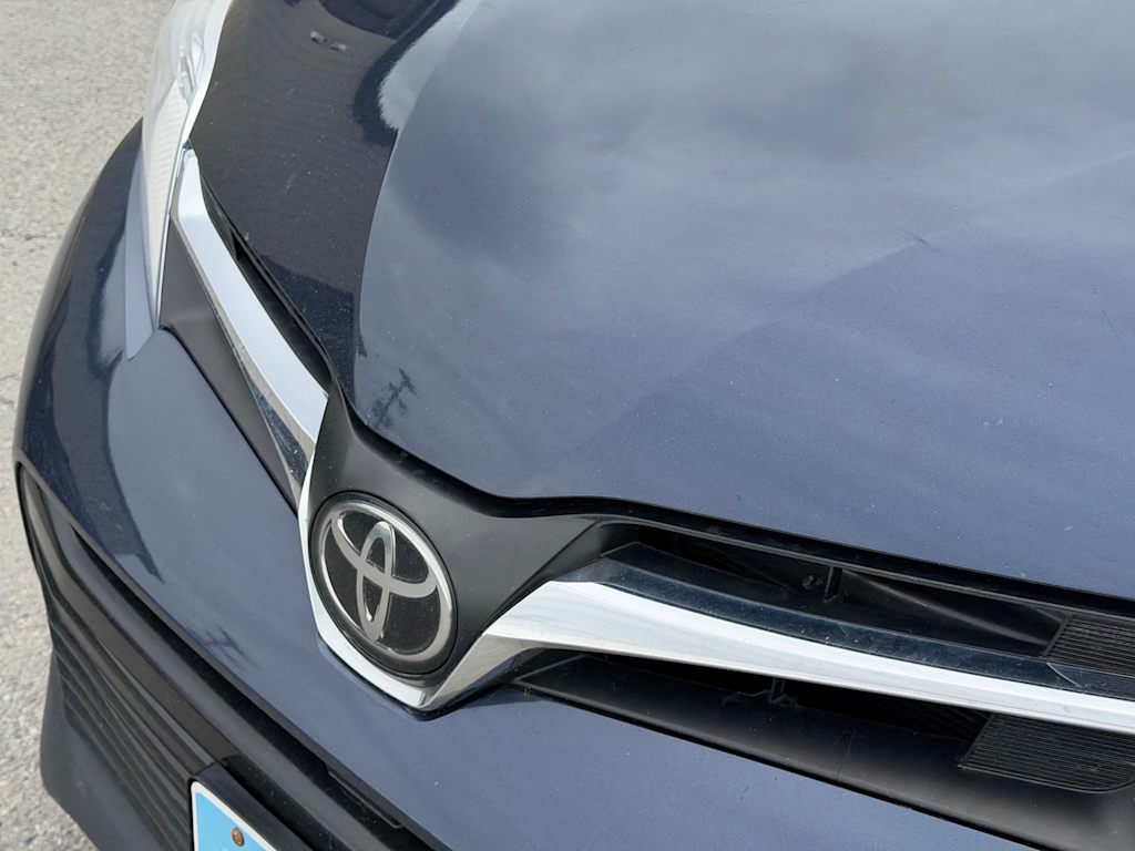 Thumbnail: 2018 Toyota Sienna - 14