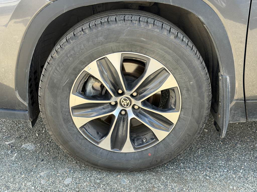 Thumbnail: 2024 Toyota Highlander - 7