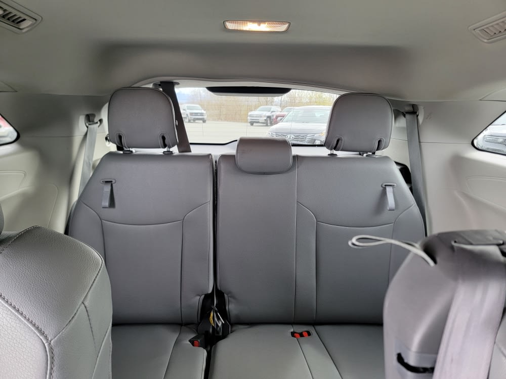 Thumbnail: 2023 Toyota Sienna - 26