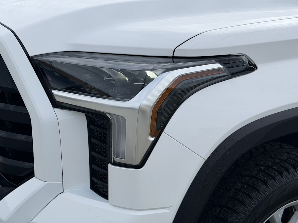 Thumbnail: 2024 Toyota Tundra - 13