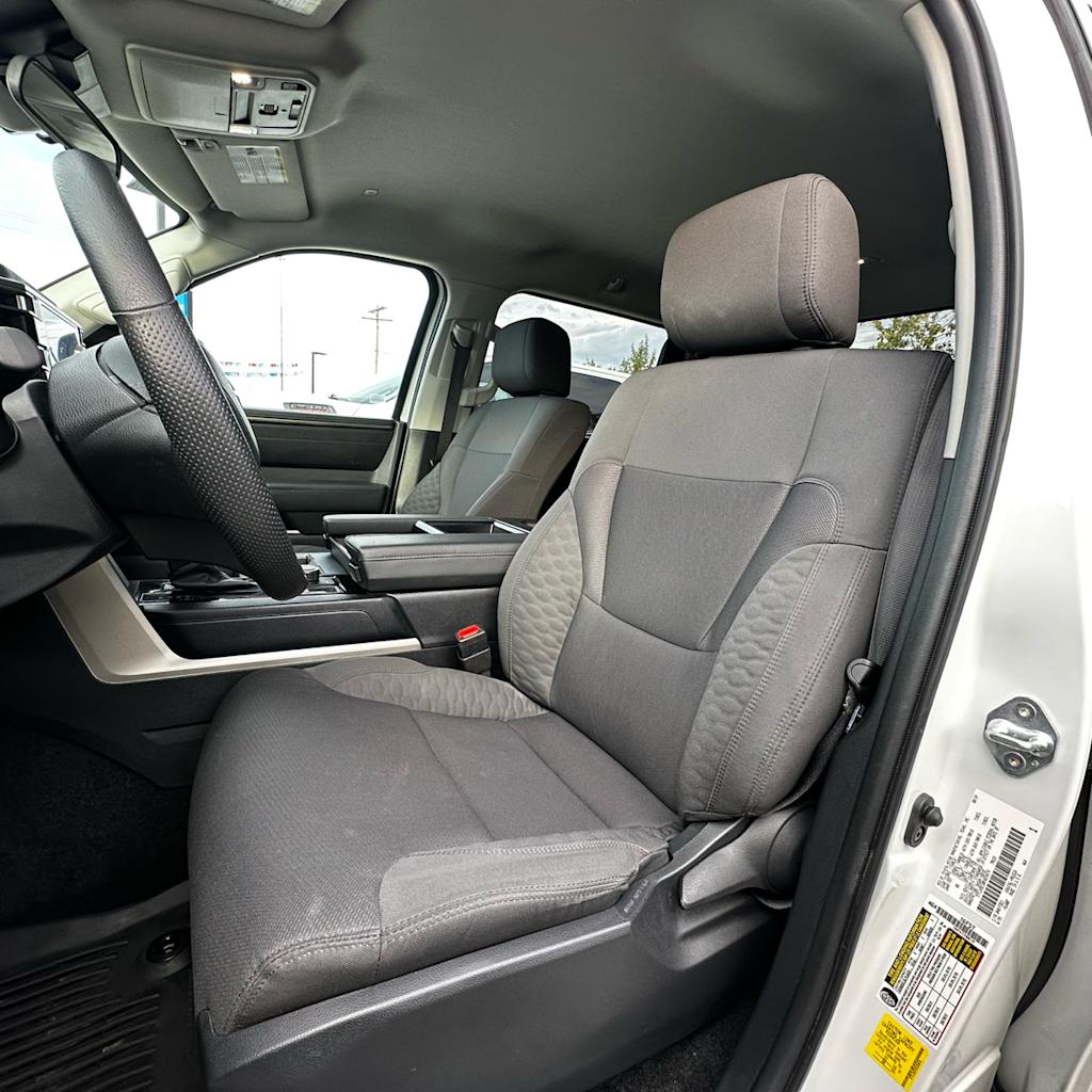 Thumbnail: 2024 Toyota Tundra - 9