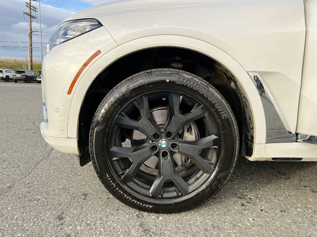 2021 BMW X7 xDrive40i 6