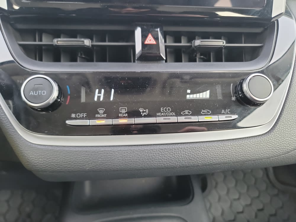 Thumbnail: 2024 Toyota Corolla - 24