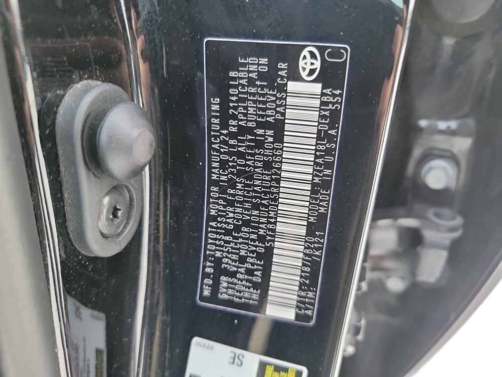 Thumbnail: 2024 Toyota Corolla - 17