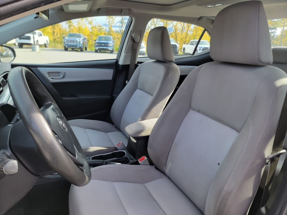 Thumbnail: 2014 Toyota Corolla - 10