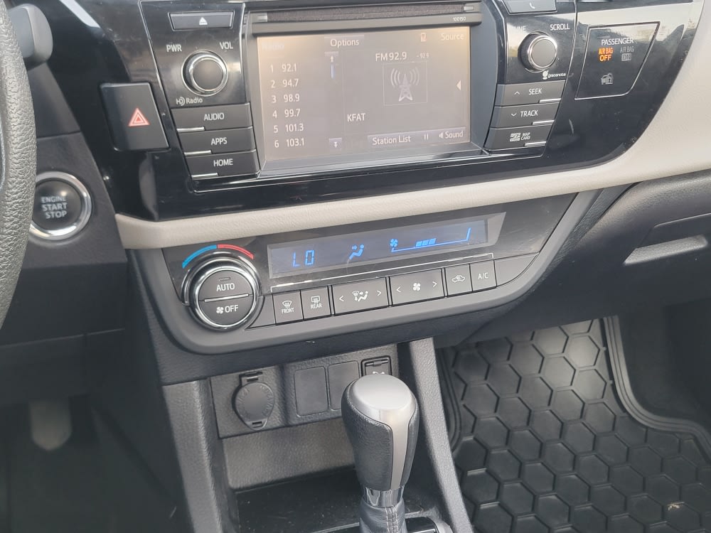 Thumbnail: 2014 Toyota Corolla - 13