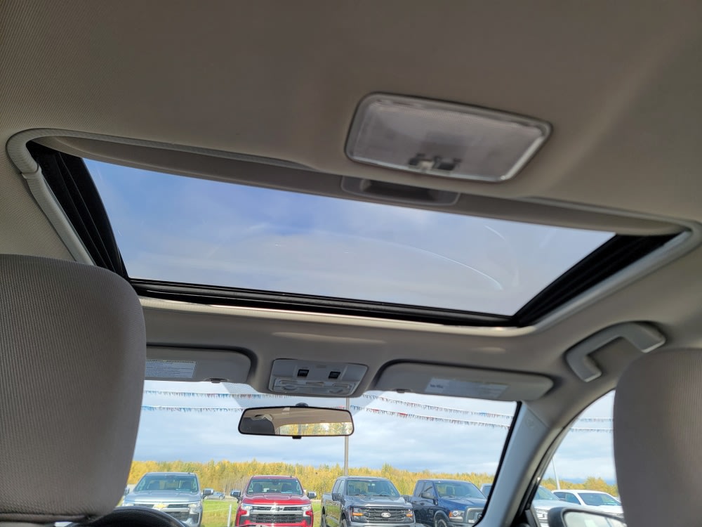 Thumbnail: 2014 Toyota Corolla - 25