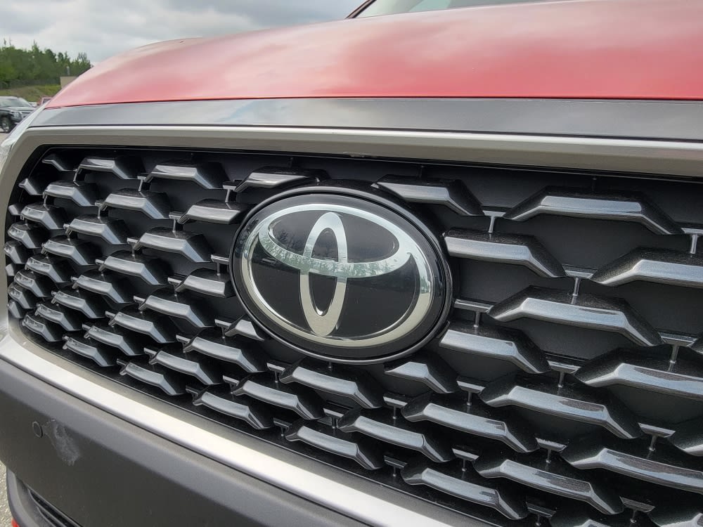 Thumbnail: 2023 Toyota Corolla Cross - 7
