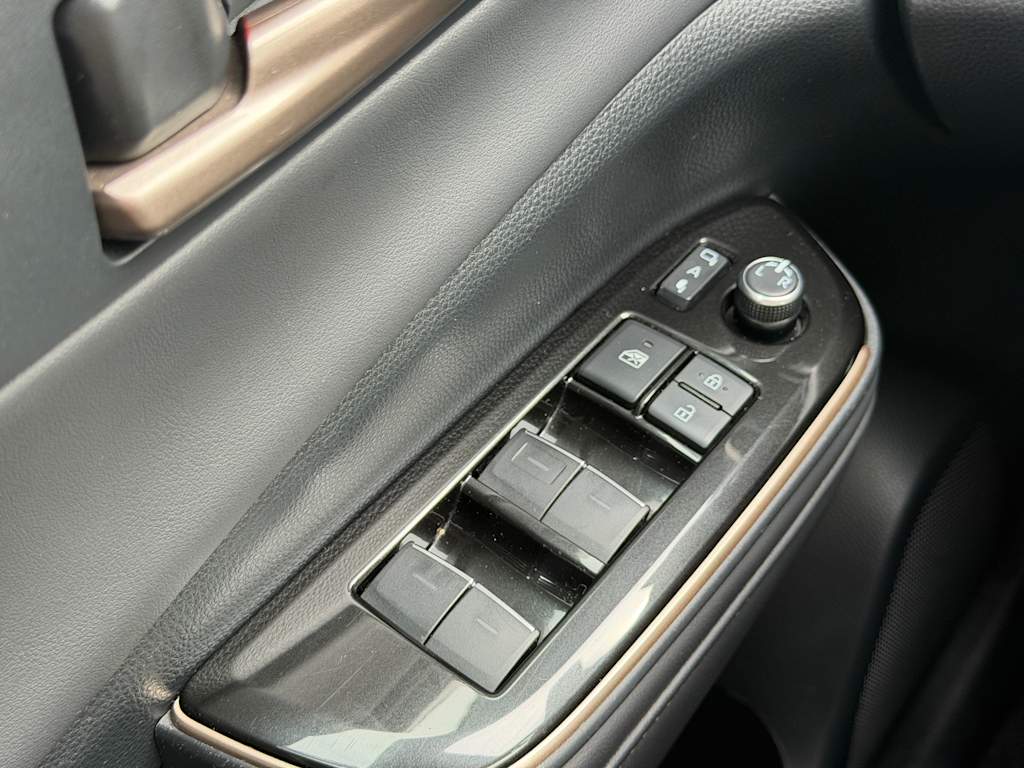 Thumbnail: 2024 Toyota Crown - 13
