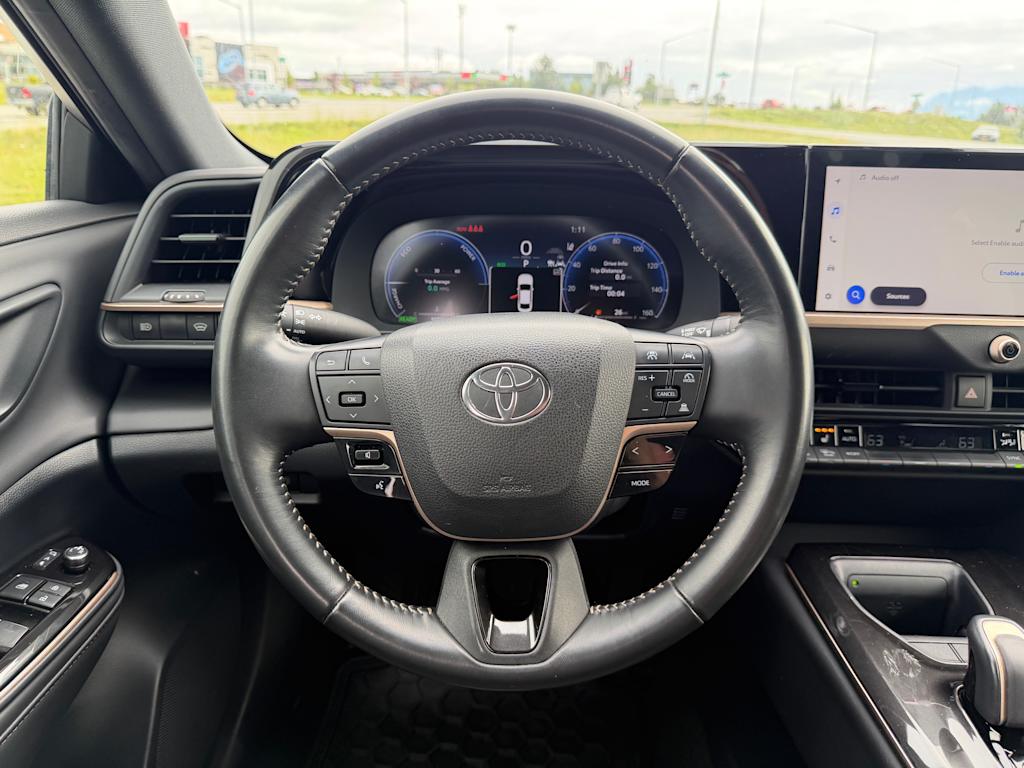 Thumbnail: 2024 Toyota Crown - 2