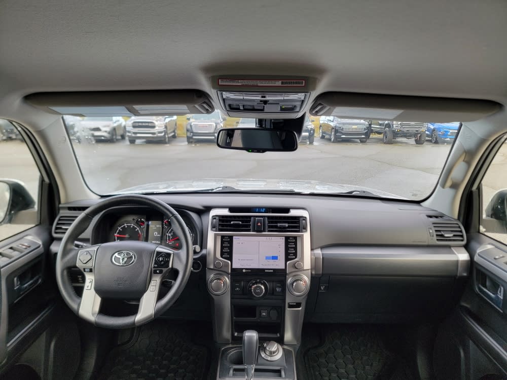 Thumbnail: 2023 Toyota 4Runner - 8