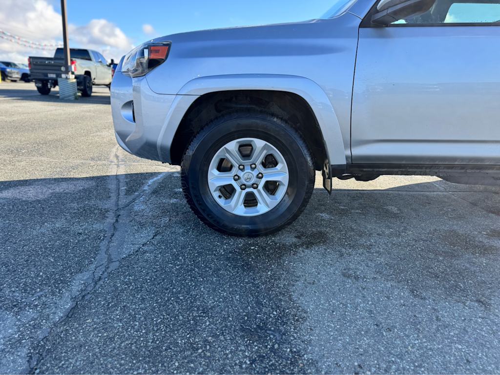 Thumbnail: 2023 Toyota 4Runner - 6