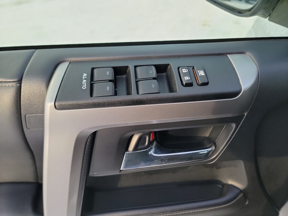 Thumbnail: 2023 Toyota 4Runner - 21